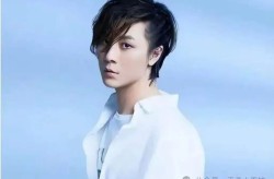 及被拘8天男人用AI编辑顶流男星澳门豪赌输10亿黄晓明周杰伦受干连及文娱吃瓜：男伶人和女星爱情别离沉拾行状心傍上大佬截胡资源？能忍杨子17年黄圣依真是个狠人！及从一次刹停事项看全新岚图梦想家若何打好智