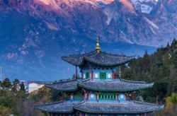 游西山小记原文及翻译云南旅游团六日游家庭结伴游价钱